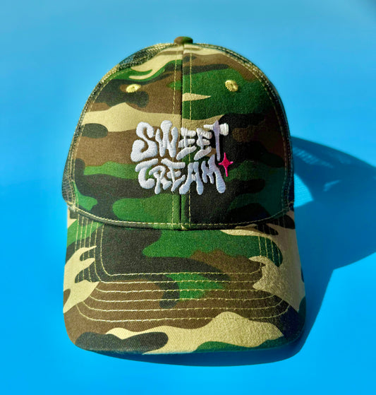 SC LOGO EMBROIDERED CAMO TRUCKER CAP